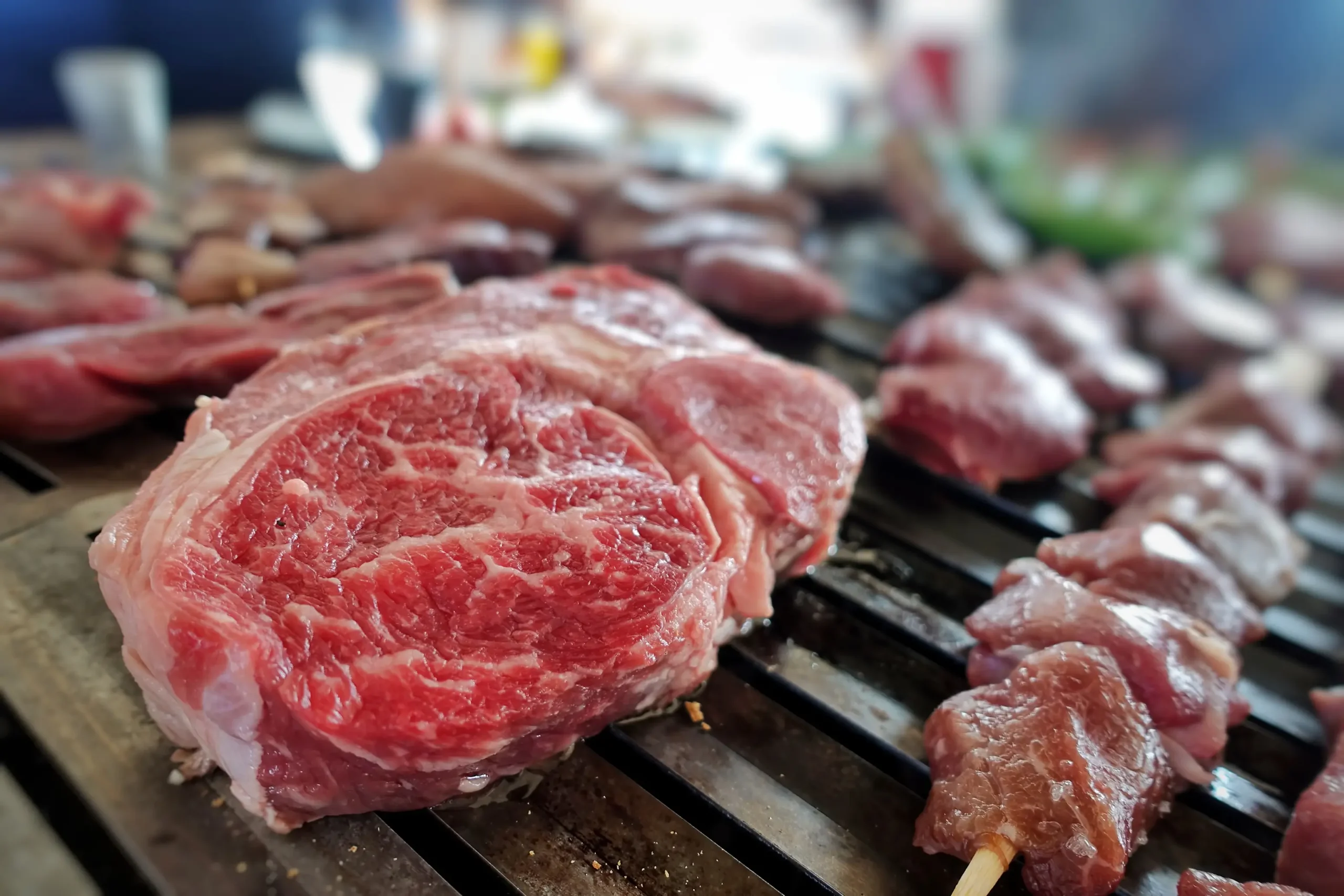 delicious-meat-cuts-on-a-grill-close-up